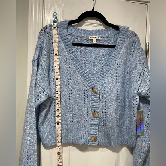 NWT Derek Heart Size L Oversized Cropped V Neck Pointelle Cardigan Light Blue - Picture 6 of 10